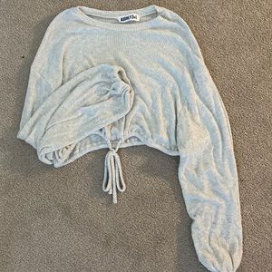 Light grey cropped long sleeve